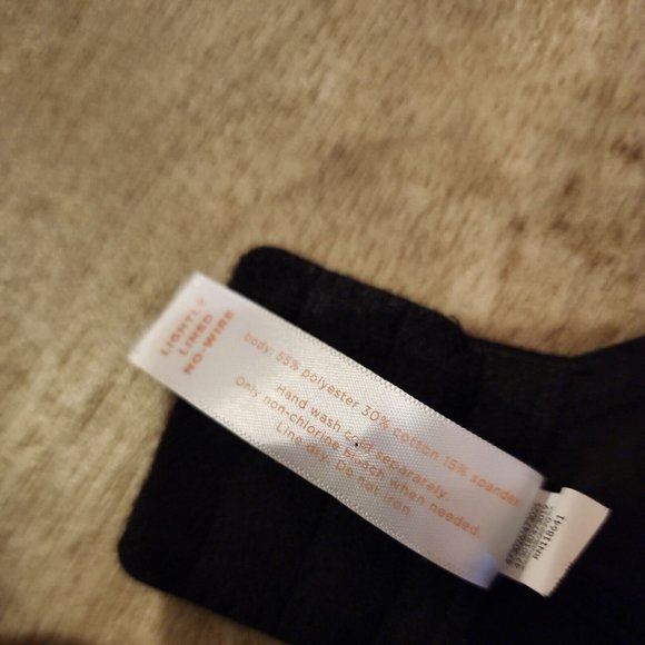 Cacique Bra 42C Black Lightly Lined No Wire - Picture 4 of 4